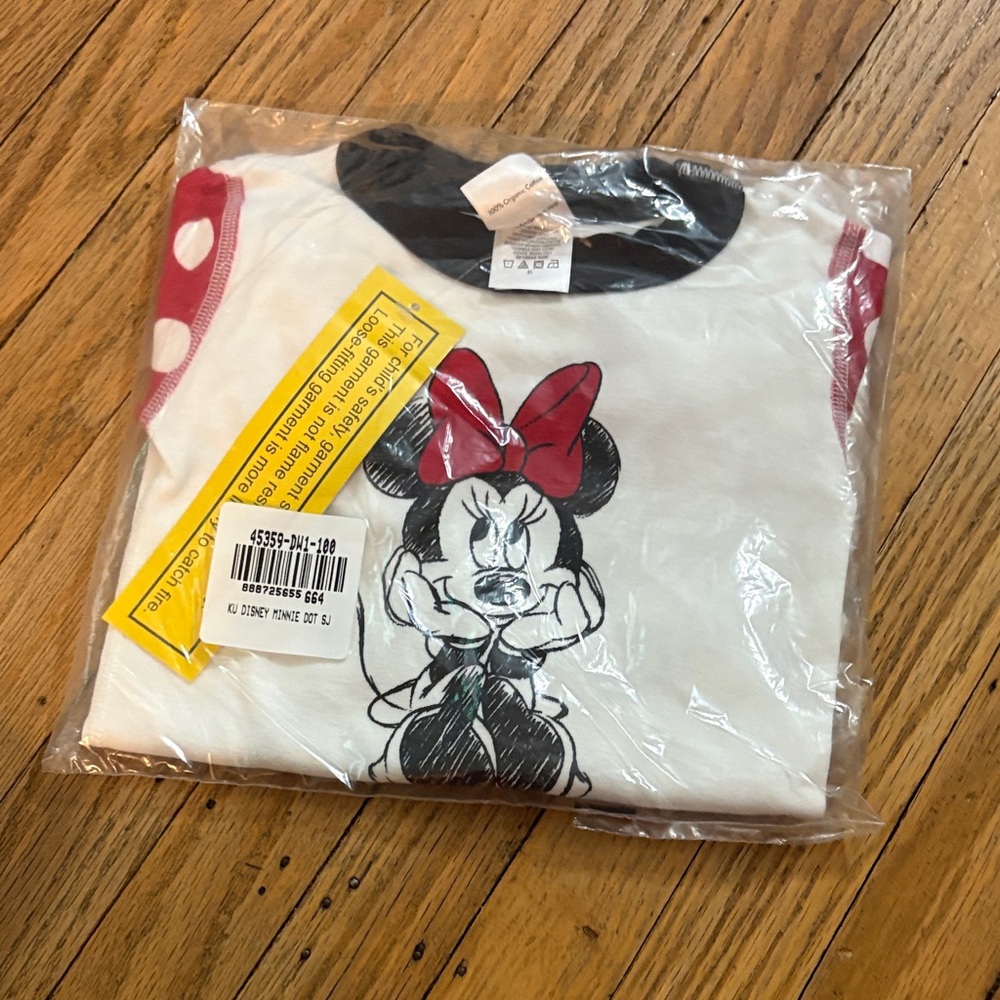 *Disney Minnie Mouse Polka Dot Kids pajamas - Red, Black, and White - Picture 3 of 5